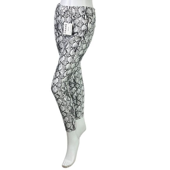 NEW Frame Denim Ali Ultra High Rise Cigarette Jeans Grey Python Gris Multi 28 - Picture 1 of 14